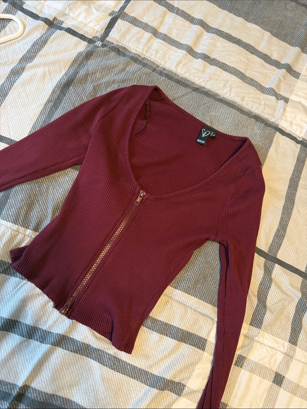 Windsor Ribbed Zip-Front Top in Burgundy